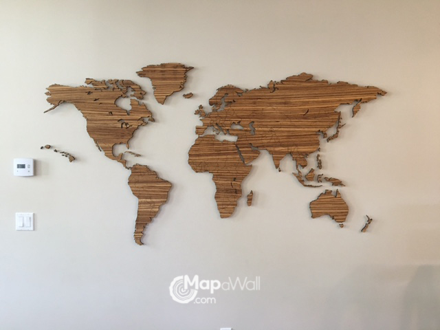 Wooden world map Zebrano with Hawaii islands