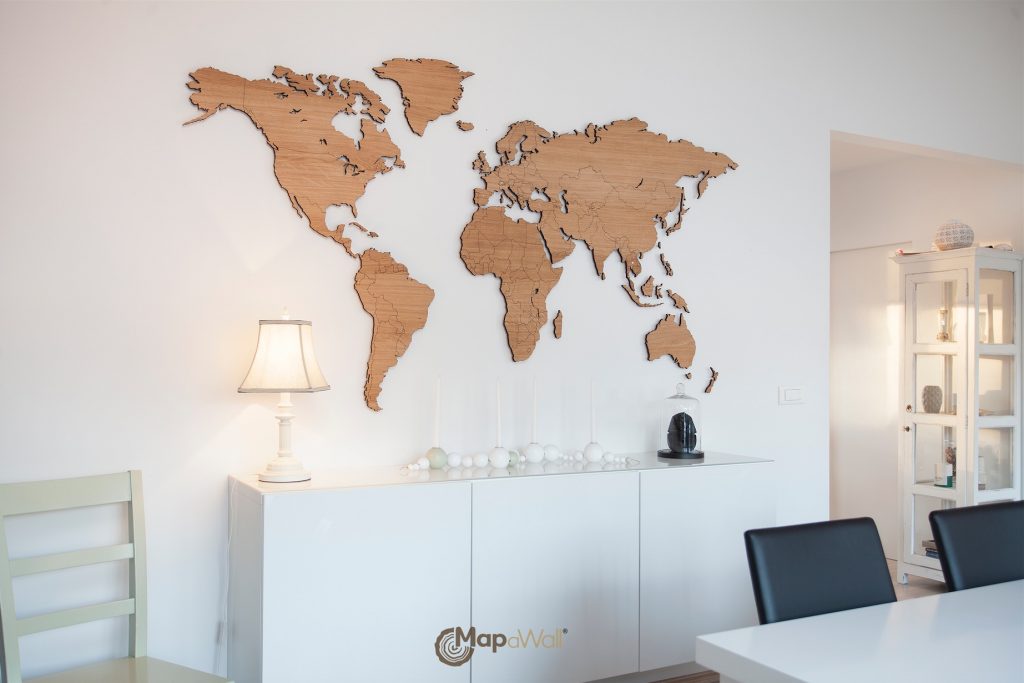 Wooden world map Oak - Iceland -front view
