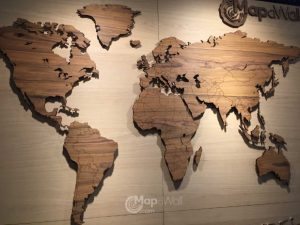 Wooden world map Rosewood 1